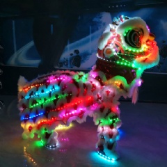 LED Luminous Performance Lion for Holiday